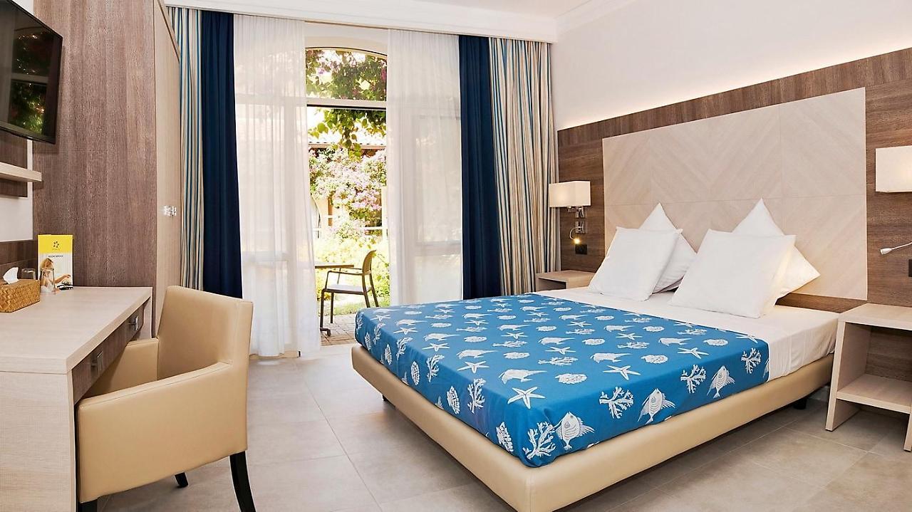Hotel Tui Magic Life Calabria Pizzo  Esterno foto