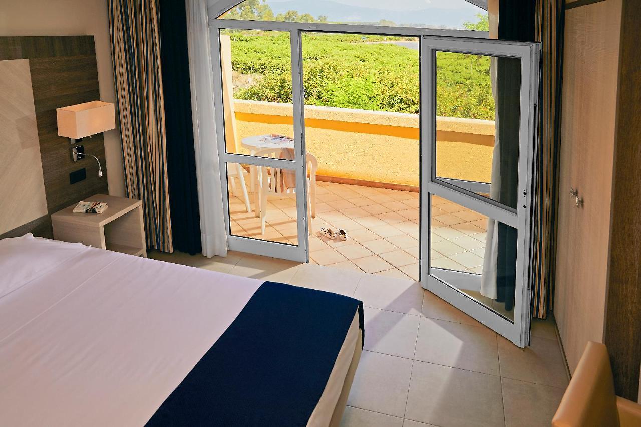 Hotel Tui Magic Life Calabria Pizzo  Esterno foto